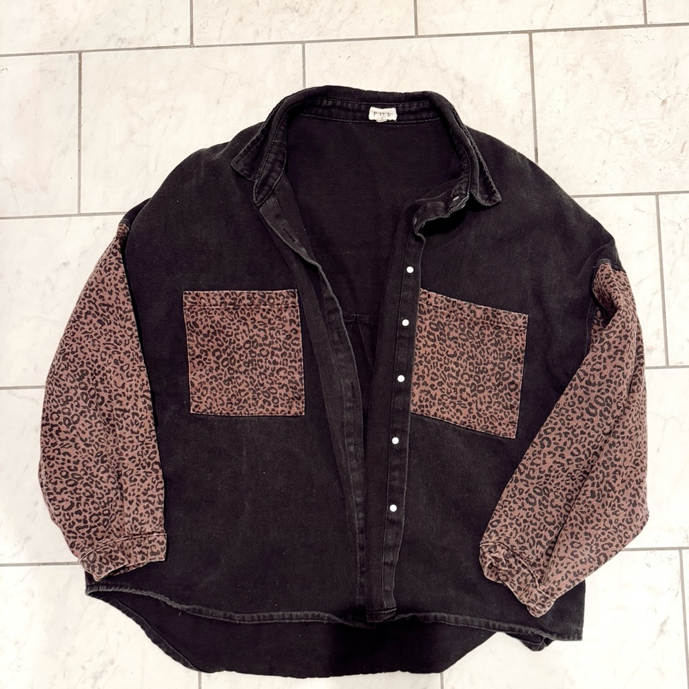 POL Black Denim and Leopard Print Jacket